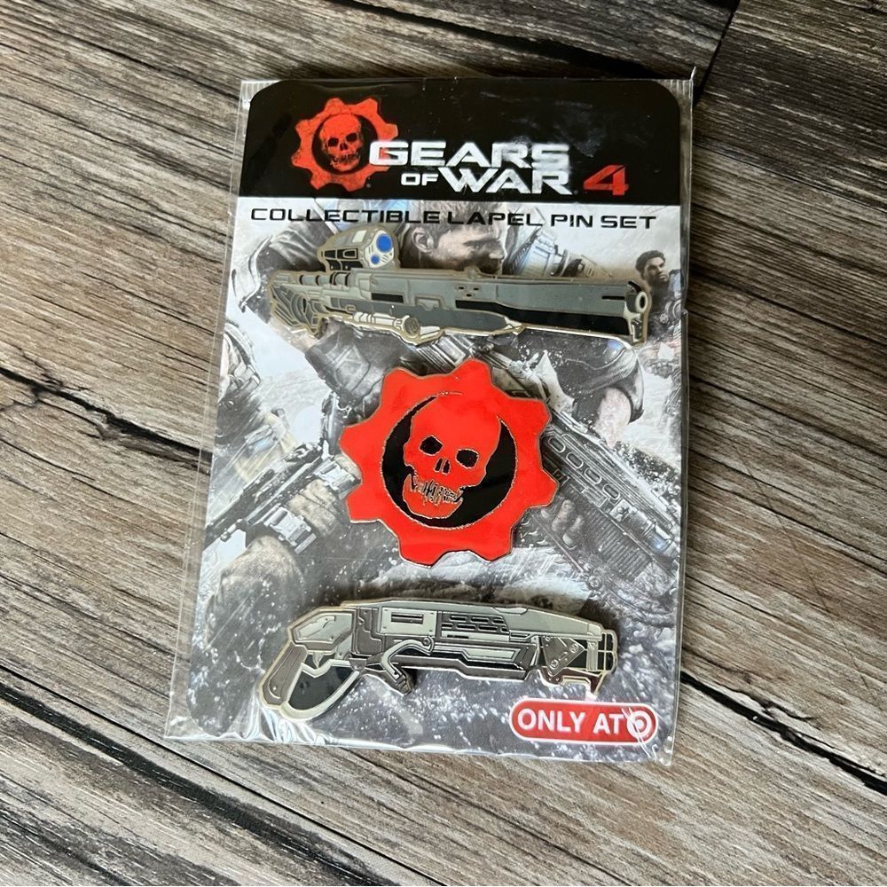 Gears of war pin set